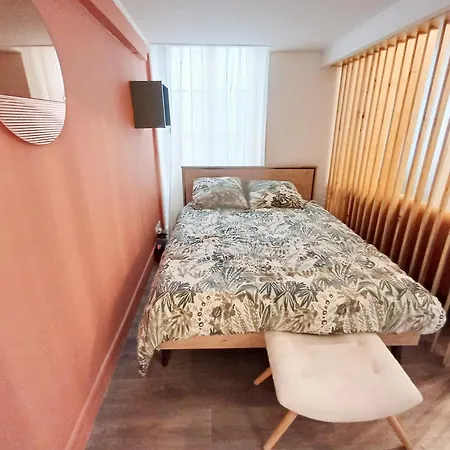 Gare Montparnasse,gorgeous1 Bedroom,close To Eiffel Tour,center , Stuning Place Appartement Parijs