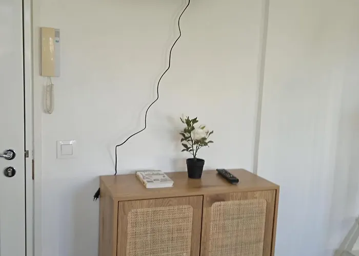 Gare Montparnasse,gorgeous1 Bedroom,close To Eiffel Tour,center , Stuning Place