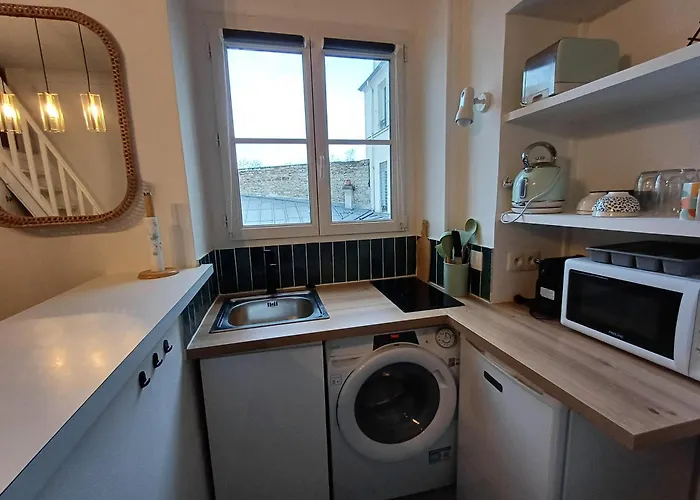 Gare Montparnasse,gorgeous1 Bedroom,close To Eiffel Tour,center , Stuning Place * Paris